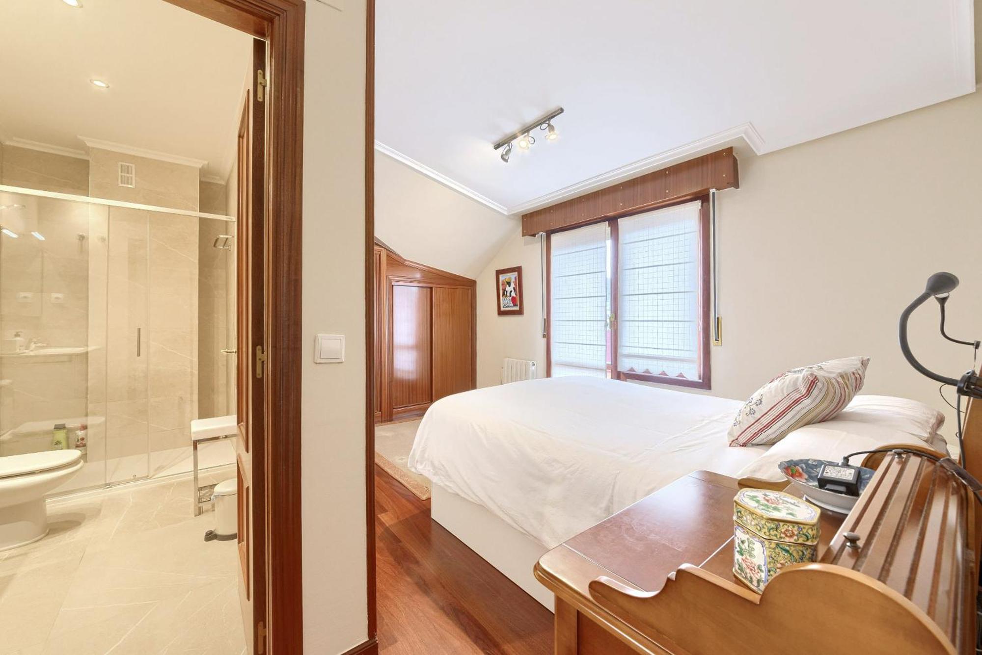 Appartement Atico Con 2 Terrazas De 25 M Cada *